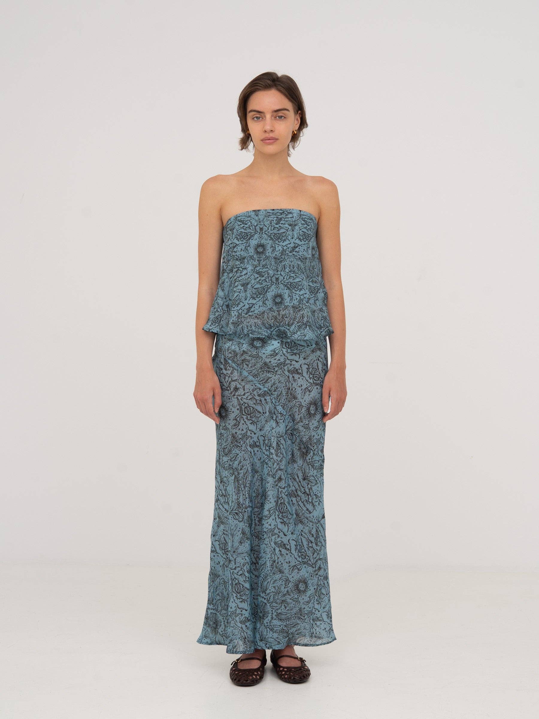 Top with Blue Peony Print