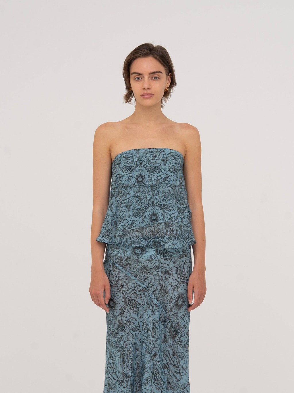 Top with Blue Peony Print