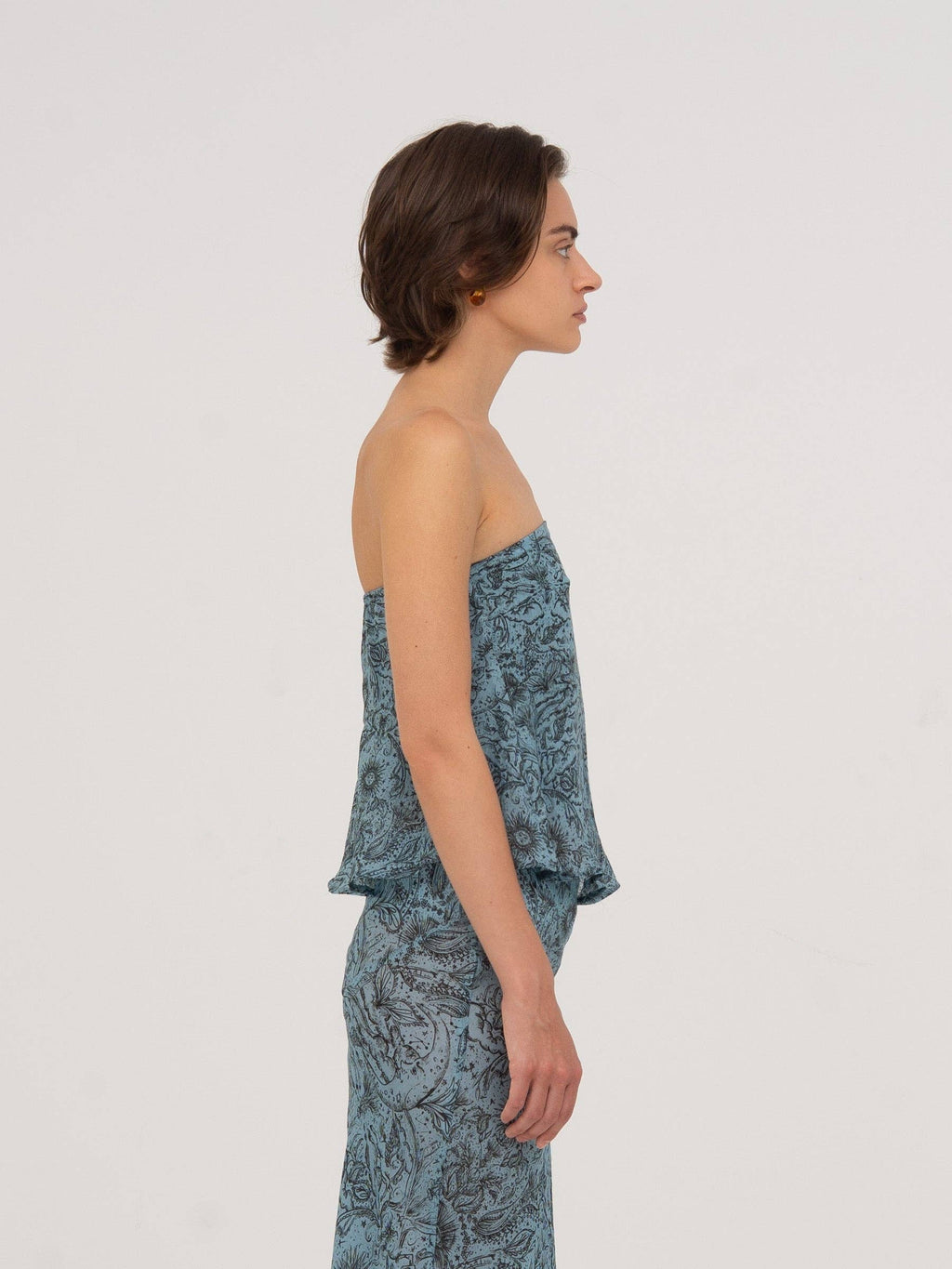 Top with Blue Peony Print