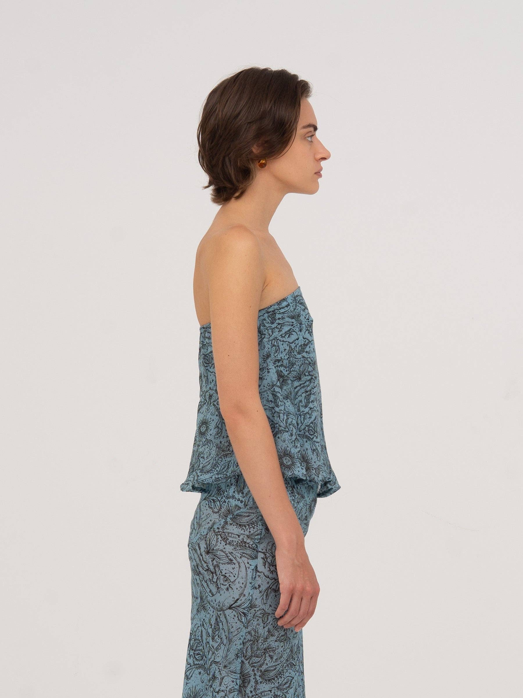 Top with Blue Peony Print
